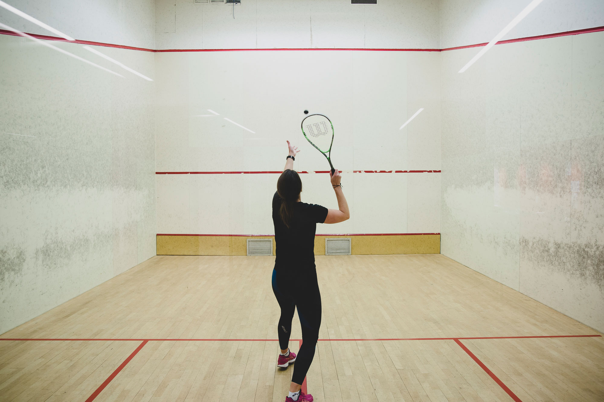 GODE TRENINGSFASILITETER: Hos If kan de ansatte delta på organiserte treningstimer med instruktør innen alt fra yoga og selvforsvarkurs til ski og kajakk. De har også squash-bane, gymsal, spinningrom og treningsrom med tredemøller.